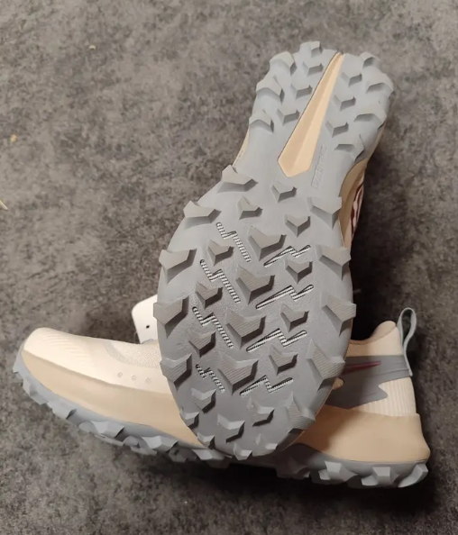 Chaussures de trail SAUCONY Peregrine 14 - Femme